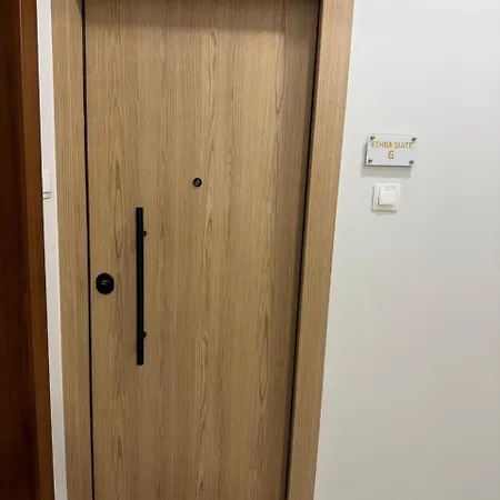 Ethra 6 Apartment *